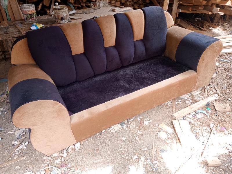Picture 1 of Kk furniture