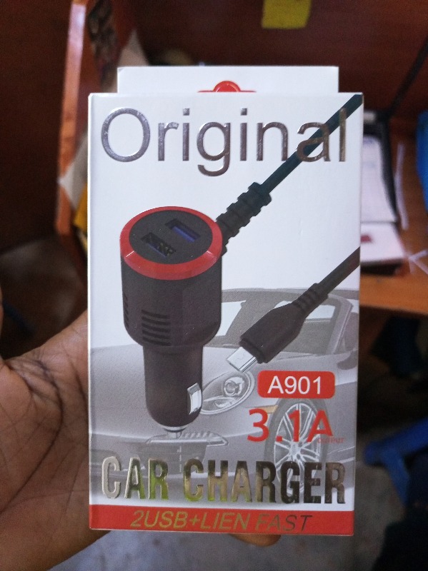 Picture 1 of Car Charger A901